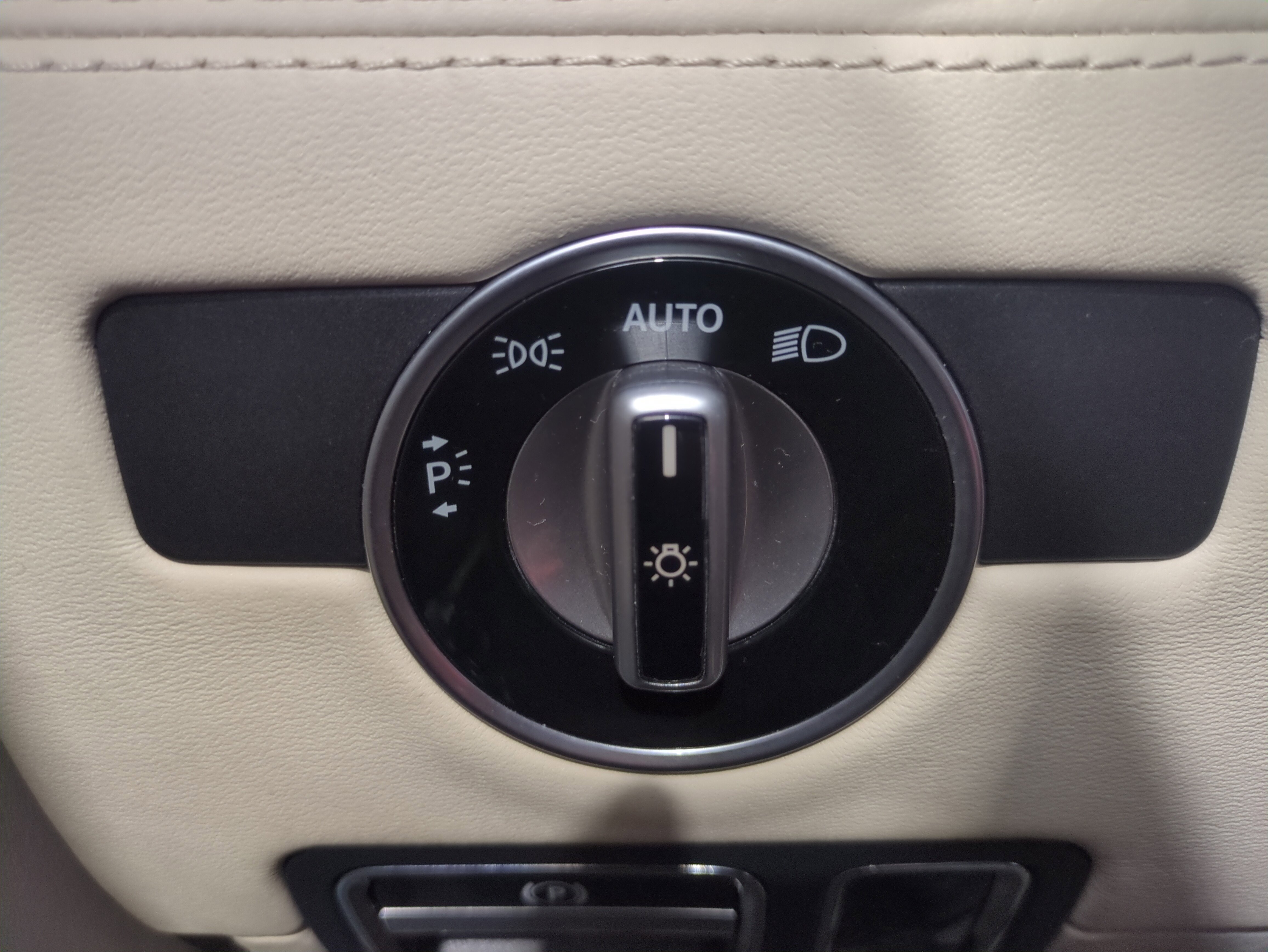 Used 2020 Mercedes-Benz AMG GT C image 25