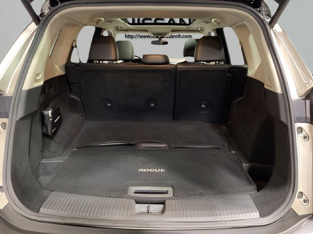 Used 2021 Nissan Rogue Platinum AWD/4WD image 25
