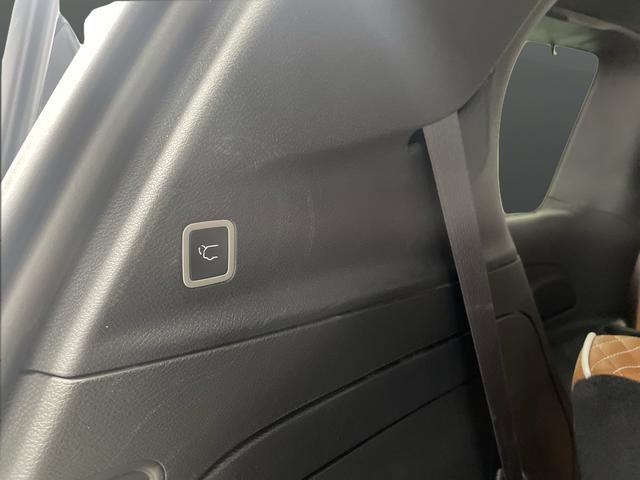 Certified 2024 Chrysler Pacifica Pinnacle image 17