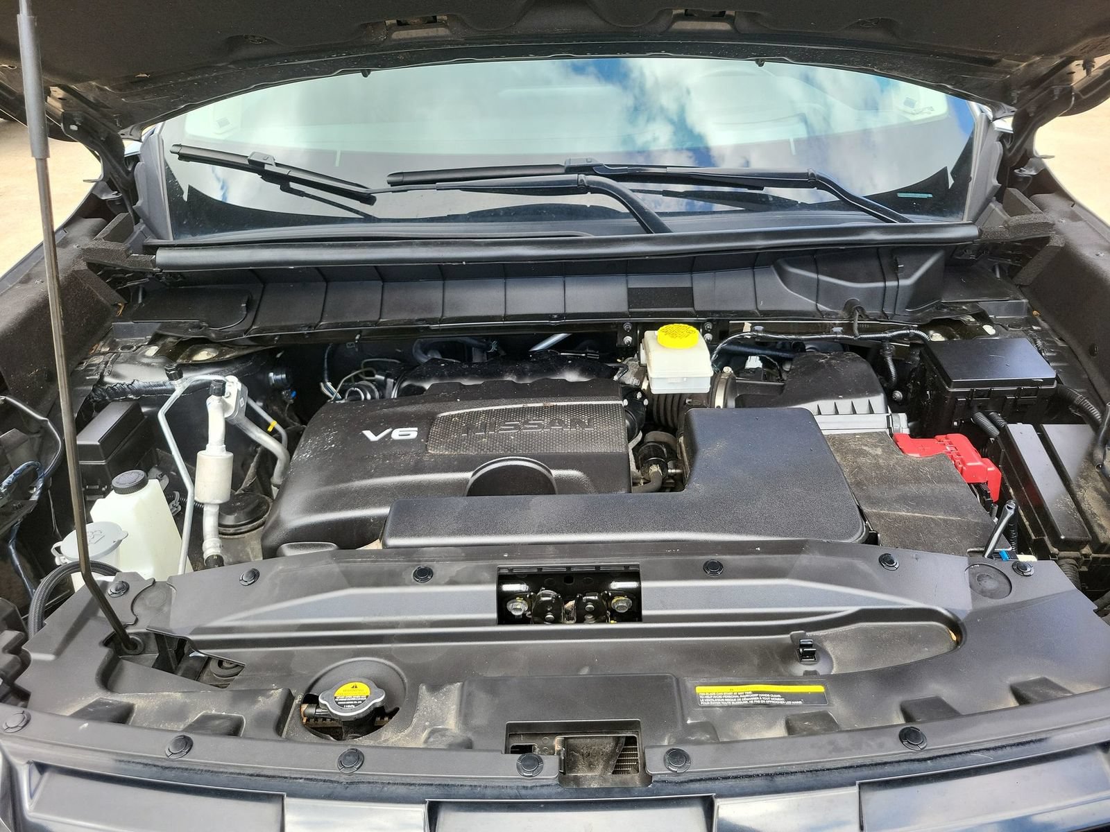 Used 2023 Nissan Pathfinder Platinum AWD/4WD image 30
