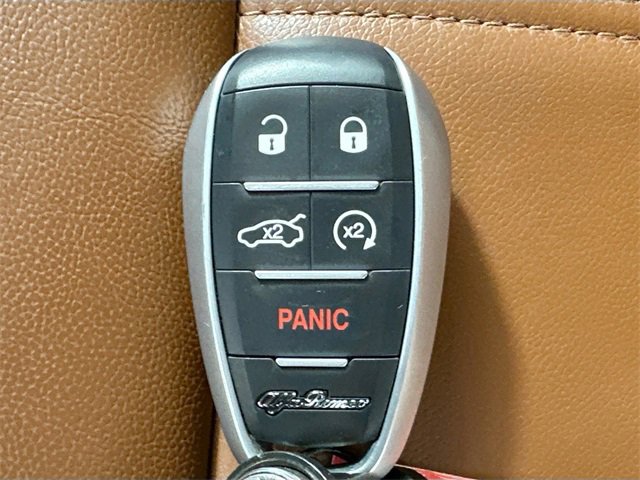 Used 2017 Alfa Romeo Giulia Ti image 18