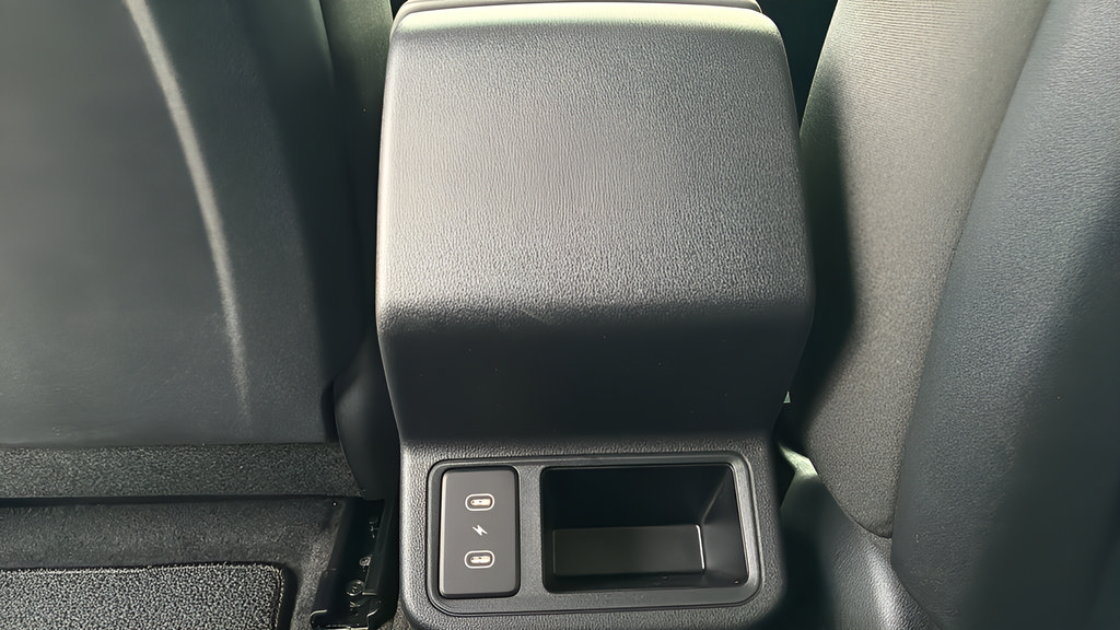 New 2026 Kia K4 FWD image 16