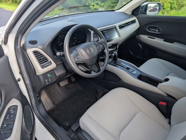 Used 2021 Honda HR-V EX image 16