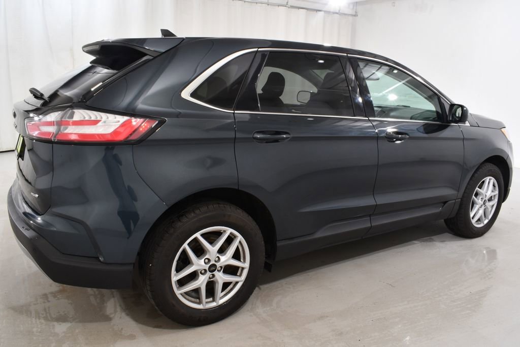 Used 2024 Ford Edge SEL w/ Convenience Package image 11