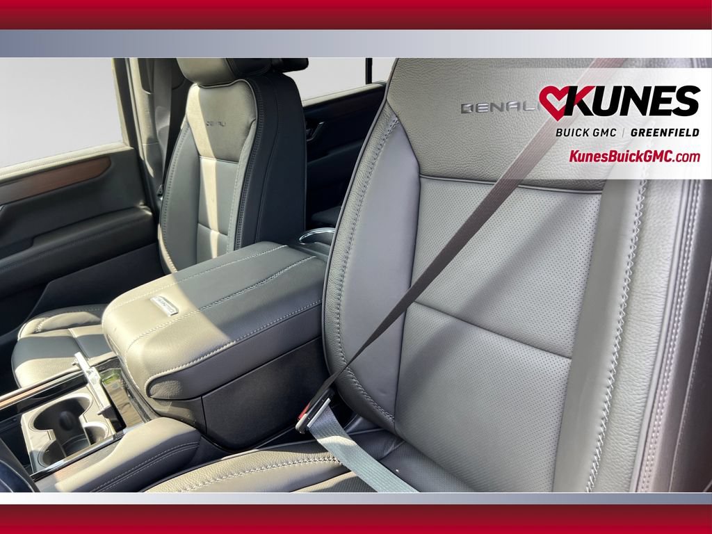 New 2026 GMC Yukon XL Denali w/ Denali Reserve Package AWD/4WD image 21