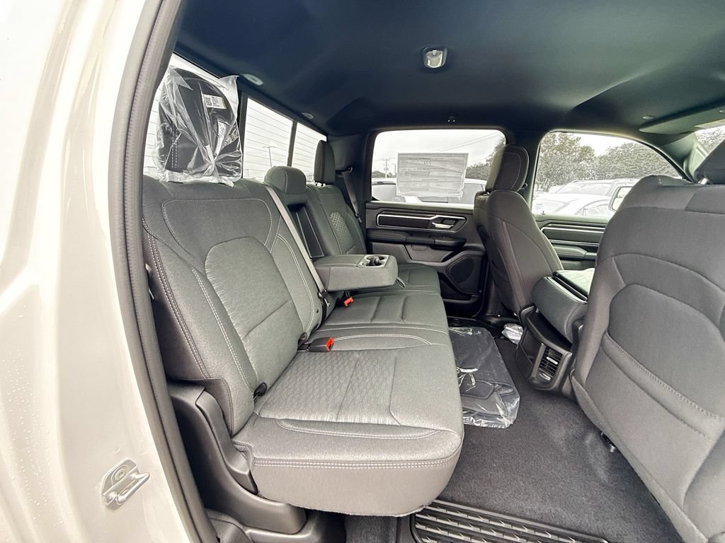 Used 2025 RAM 1500 Big Horn RWD image 30