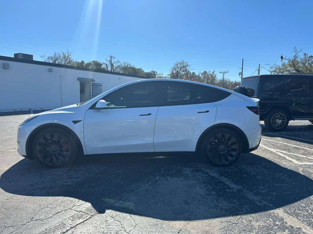 Used 2022 Tesla Model Y Performance image 4