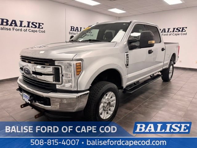 Used 2019 Ford F250 XLT w/ Snow Plow Prep Package AWD/4WD image 3