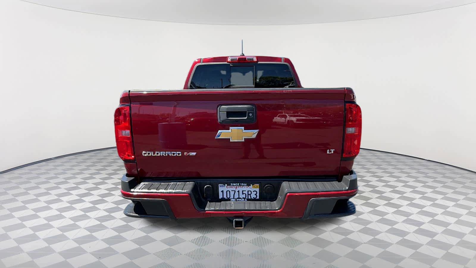 Used 2017 Chevrolet Colorado LT w/ LT Convenience Package RWD image 6