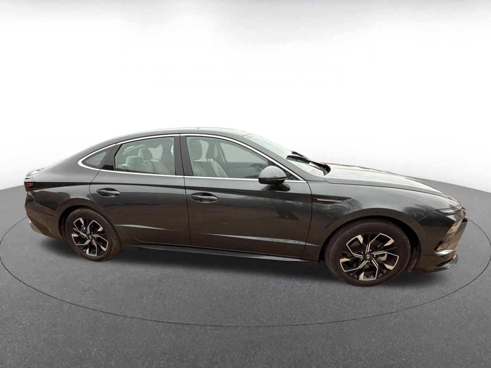 Used 2025 Hyundai Sonata SEL image 17