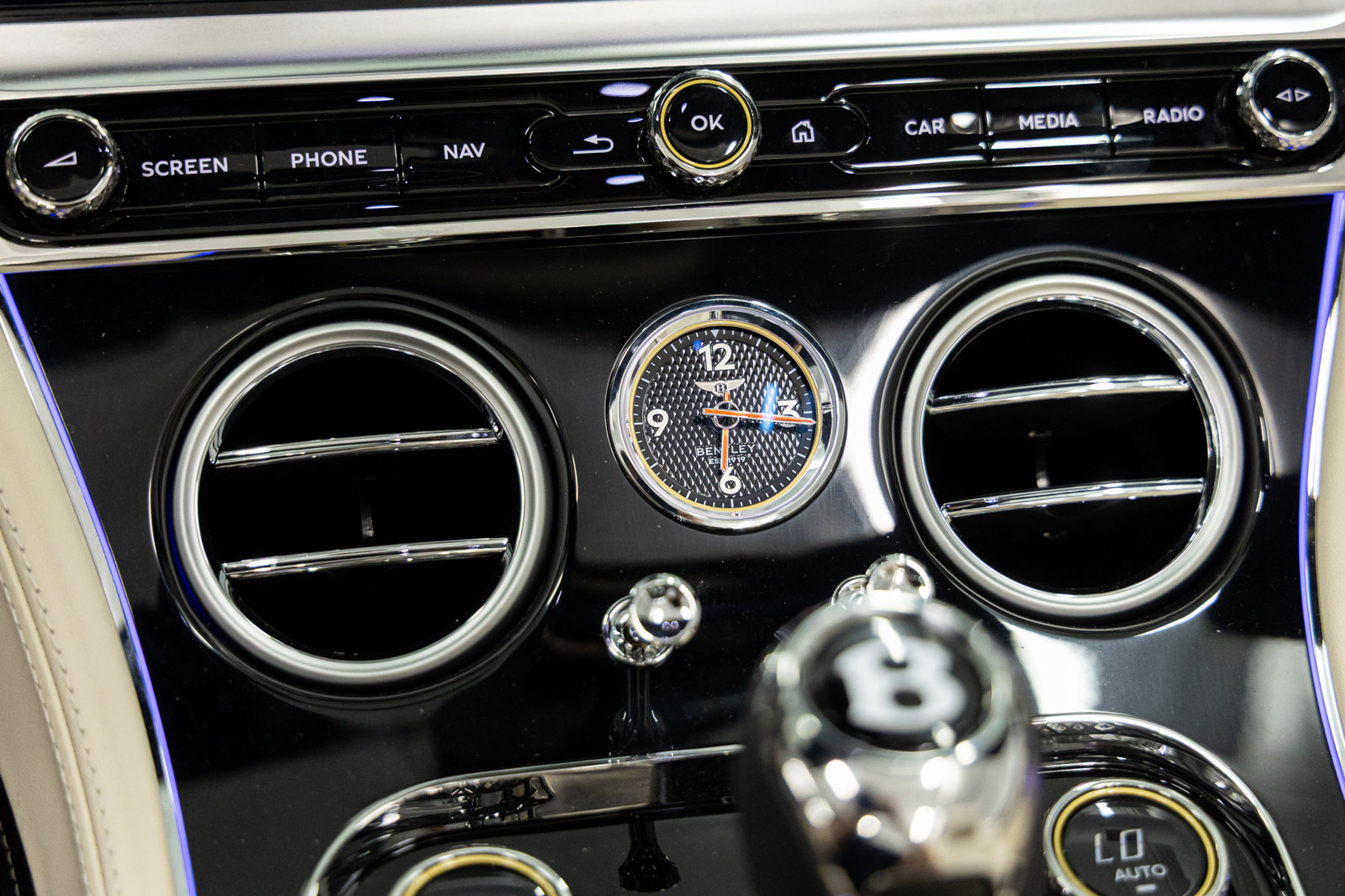 New 2026 Bentley Continental GT Azure AWD/4WD image 44