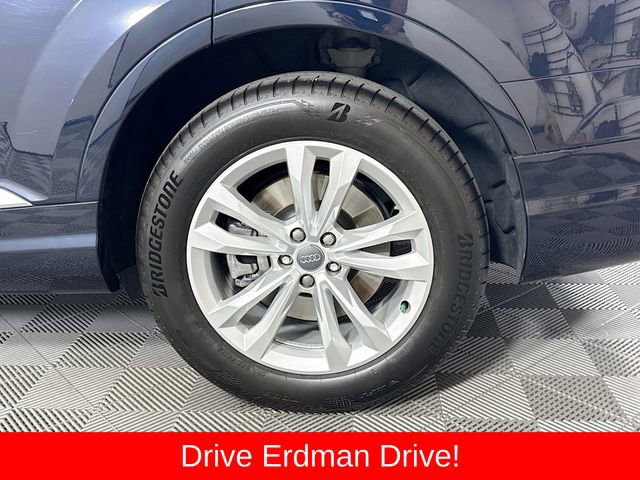 Used 2017 Audi Q7 2.0T Premium AWD/4WD image 4