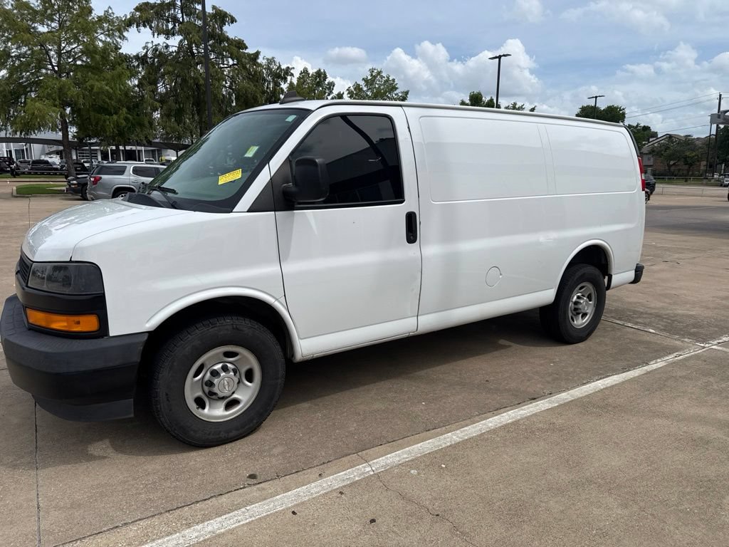 Used 2019 Chevrolet Express 2500 w/ Driver Convenience Package RWD image 1
