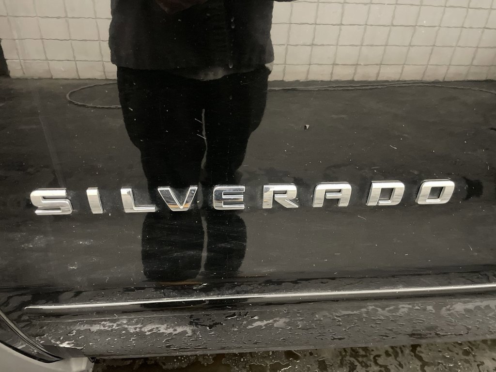 Used 2019 Chevrolet Silverado 1500 LT w/ All Star Edition image 22