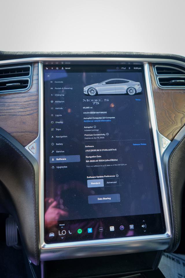 Used 2017 Tesla Model S 75 image 12