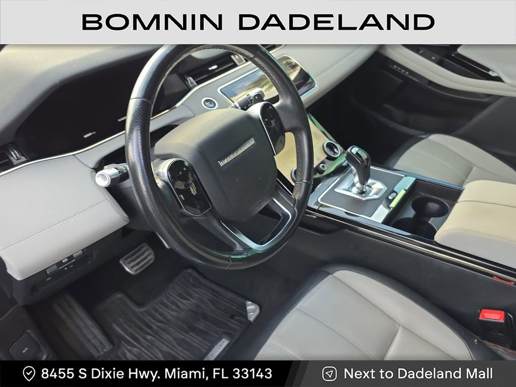 Used 2020 Land Rover Range Rover Evoque R-Dynamic SE image 16