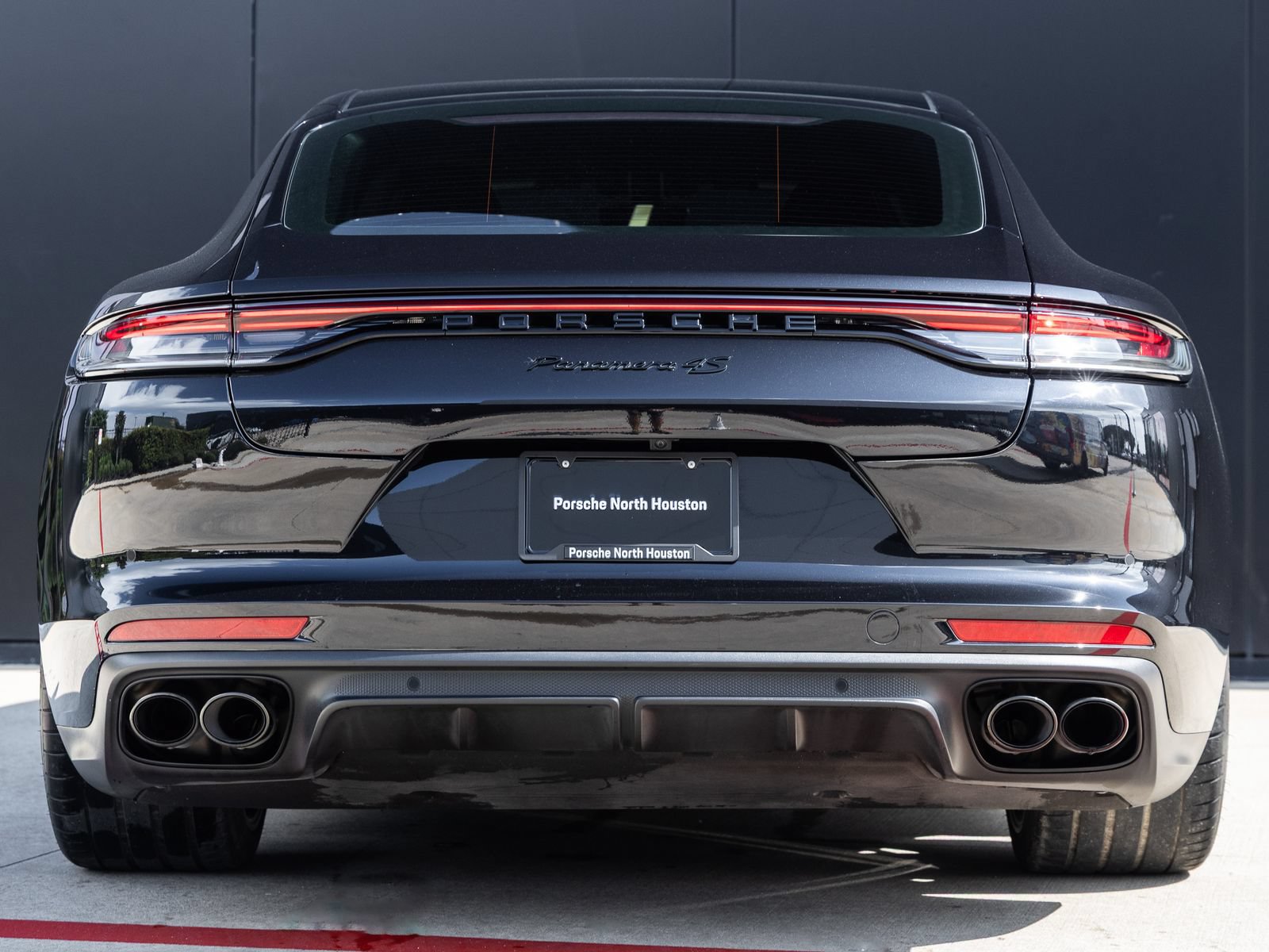 Certified 2023 Porsche Panamera 4S AWD/4WD image 10