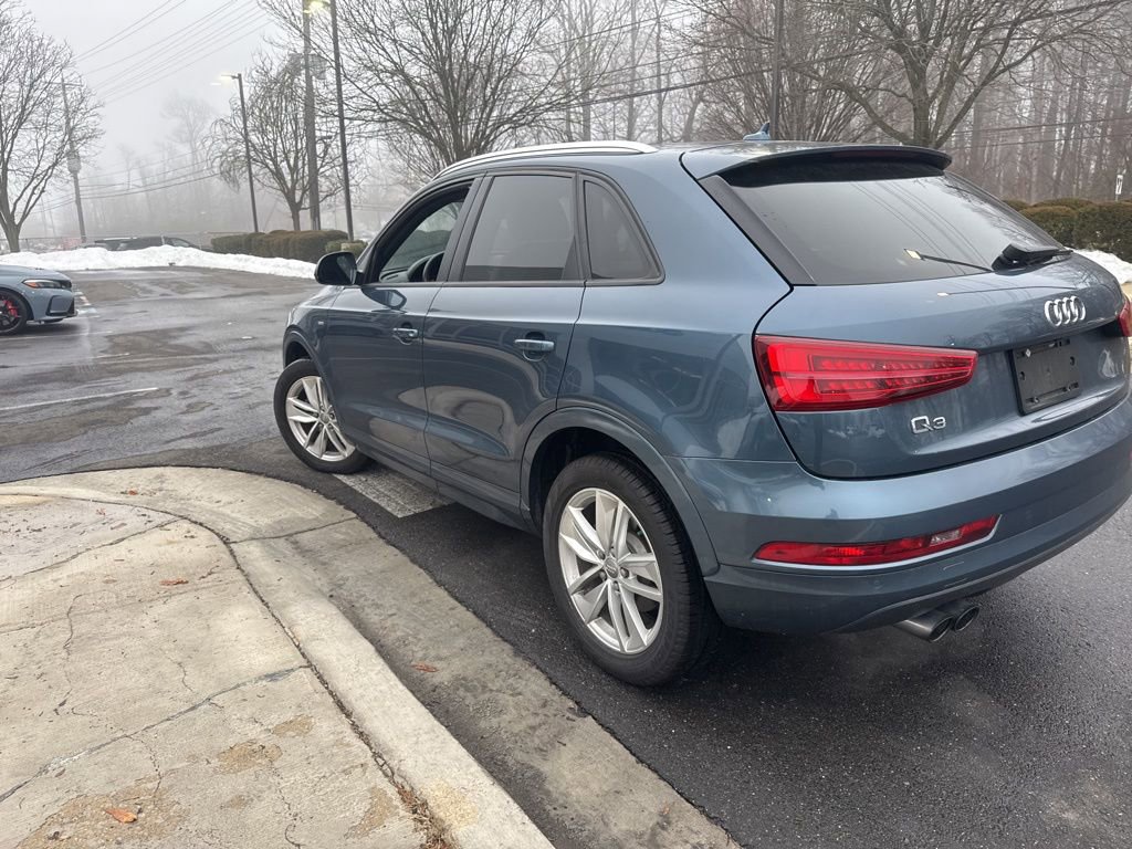Used 2018 Audi Q3 2.0T Premium w/ Convenience Package image 5