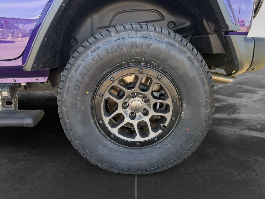 Used 2023 Jeep Wrangler Unlimited Rubicon 392 w/ Xtreme Recon 35" Tire Package AWD/4WD image 14