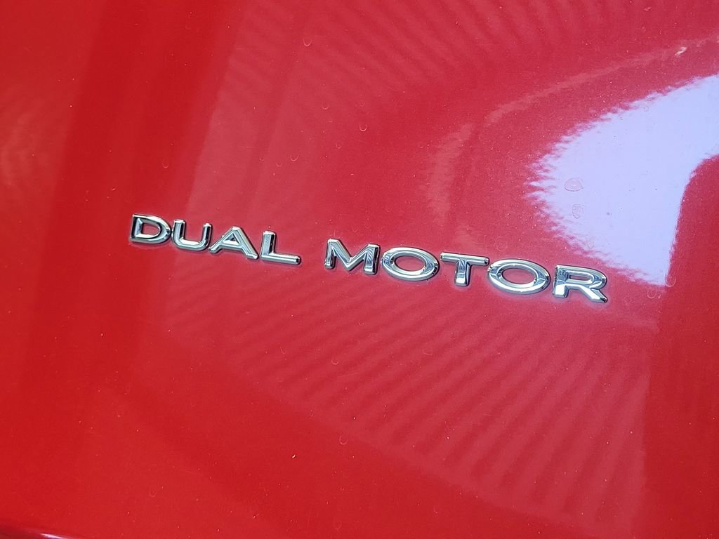 Used 2023 Tesla Model Y Long Range image 7