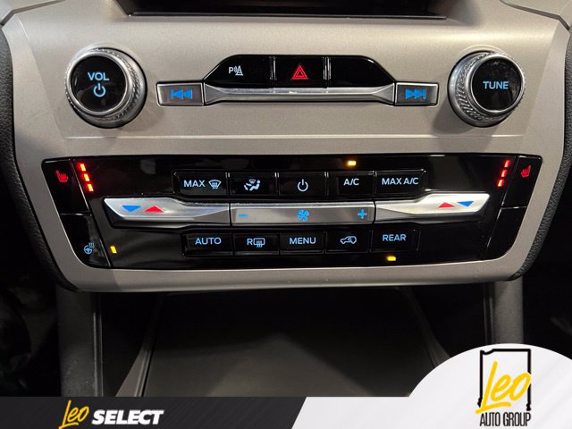 Used 2024 Ford Explorer XLT w/ Equipment Group 202A AWD/4WD image 13