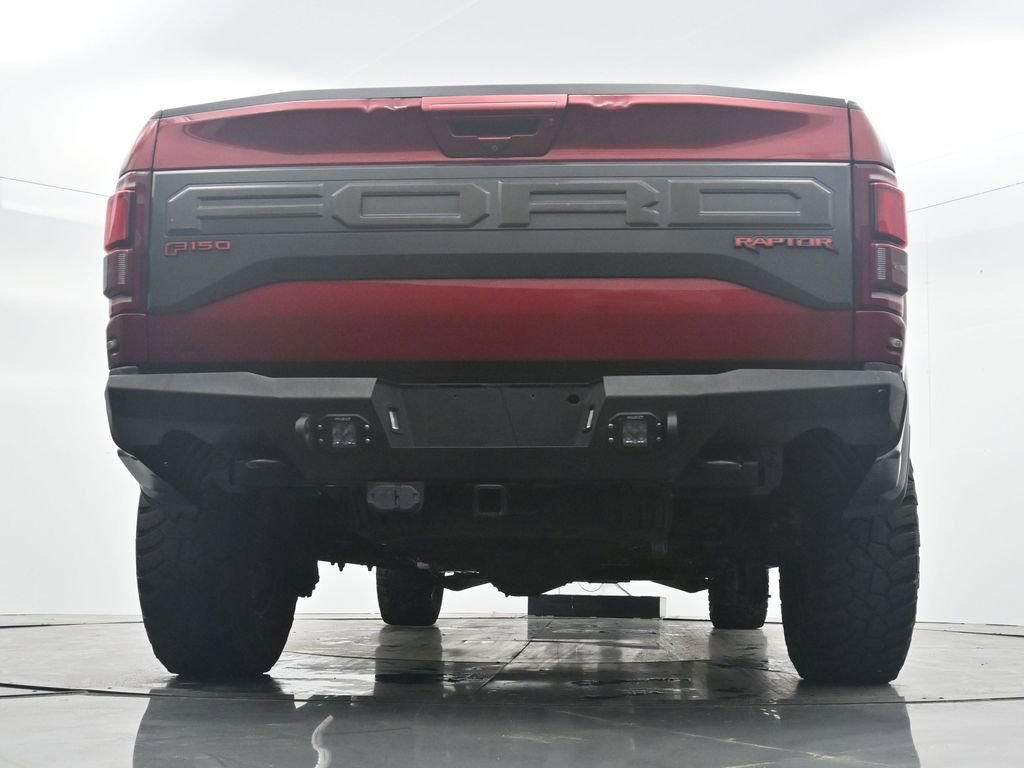 Used 2018 Ford F150 Raptor w/ Equipment Group 802A Luxury image 34