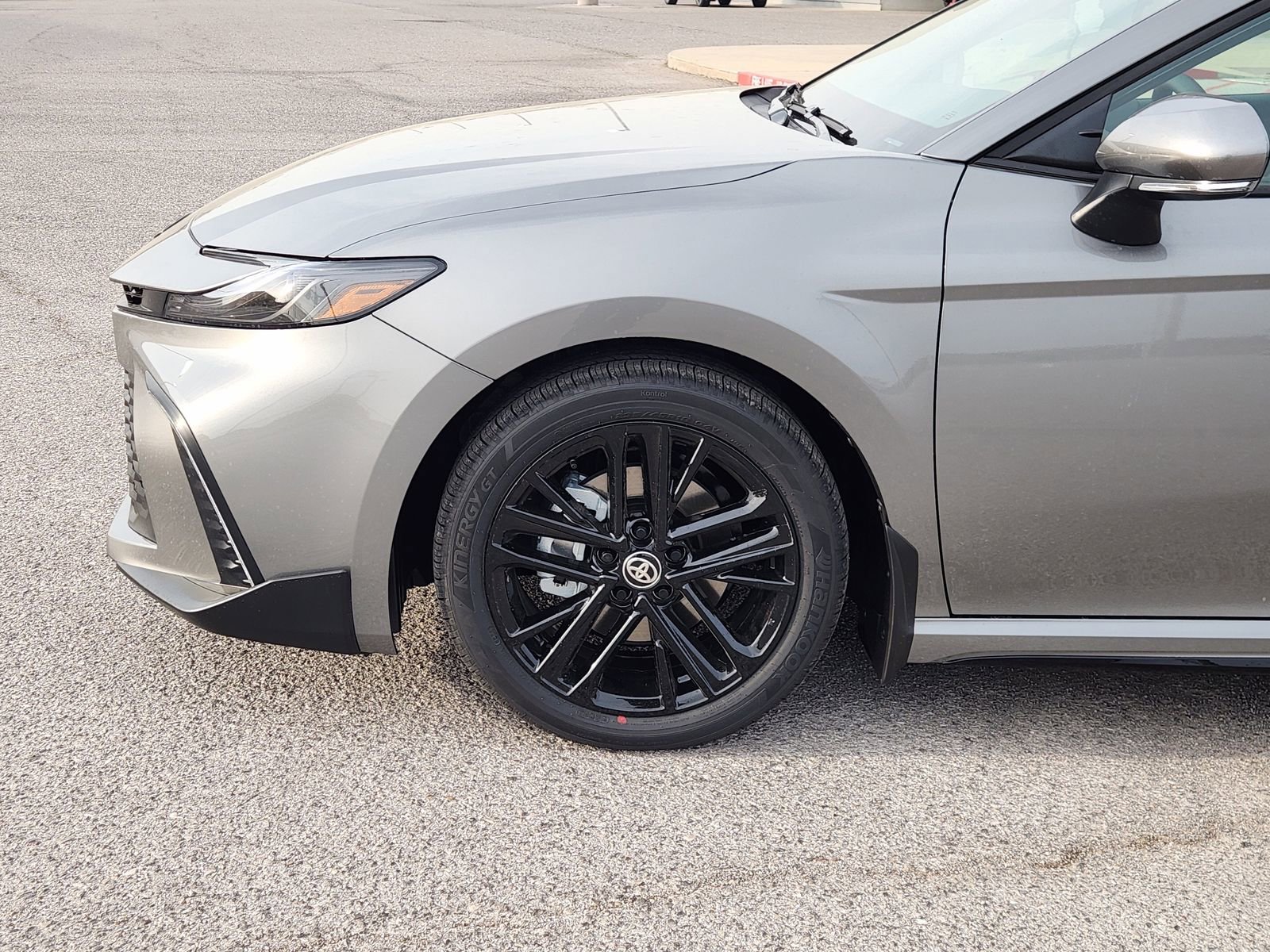 New 2026 Toyota Camry SE w/ Convenience Package image 9