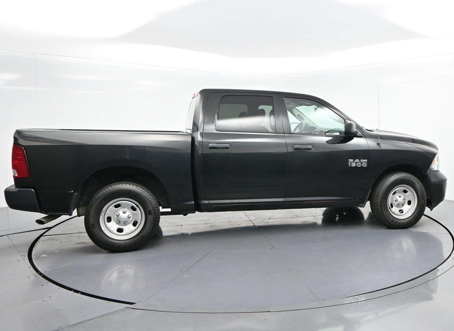 Used 2018 RAM 1500 Tradesman w/ Popular Equipment Group RWD image 8