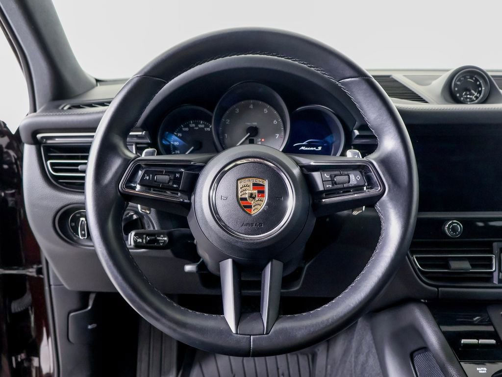 Certified 2023 Porsche Macan S AWD/4WD image 22