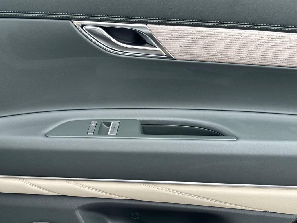 New 2026 Genesis GV80 2.5T Select AWD/4WD image 18