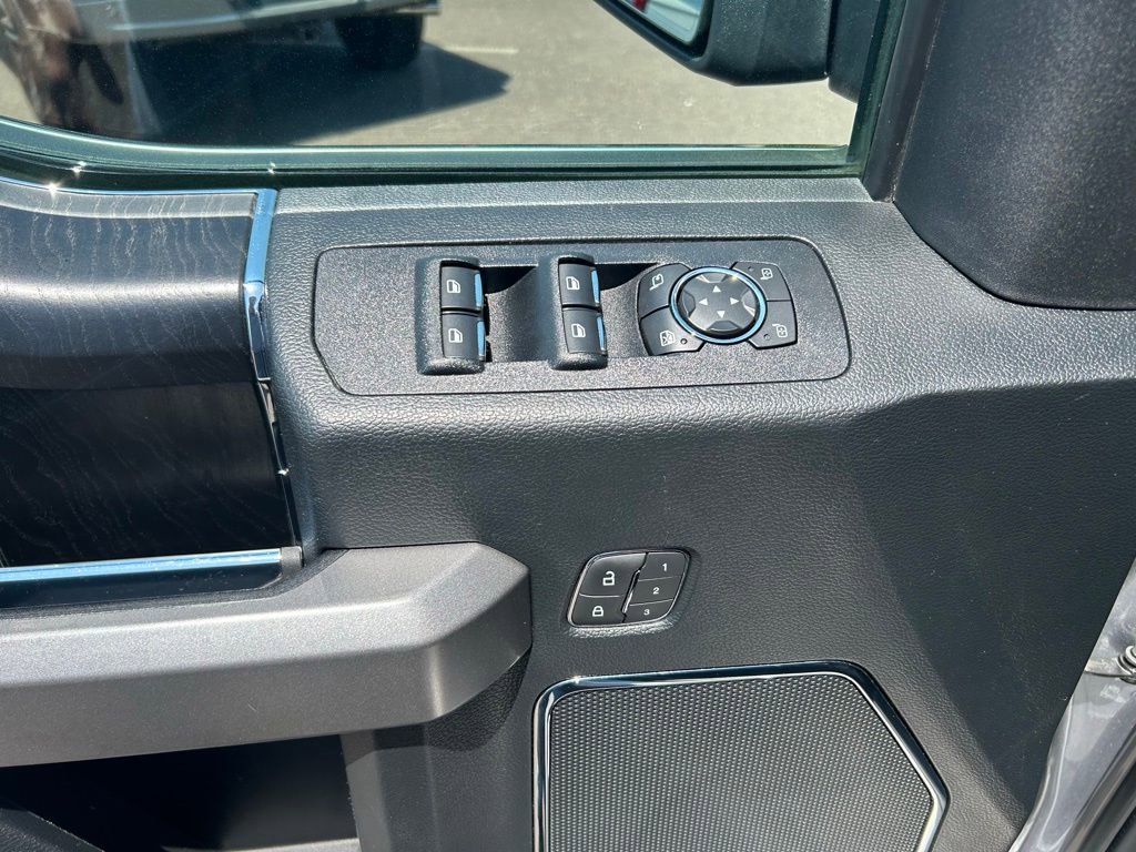 Certified 2020 Ford F150 Platinum w/ Equipment Group 701A Luxury AWD/4WD image 14