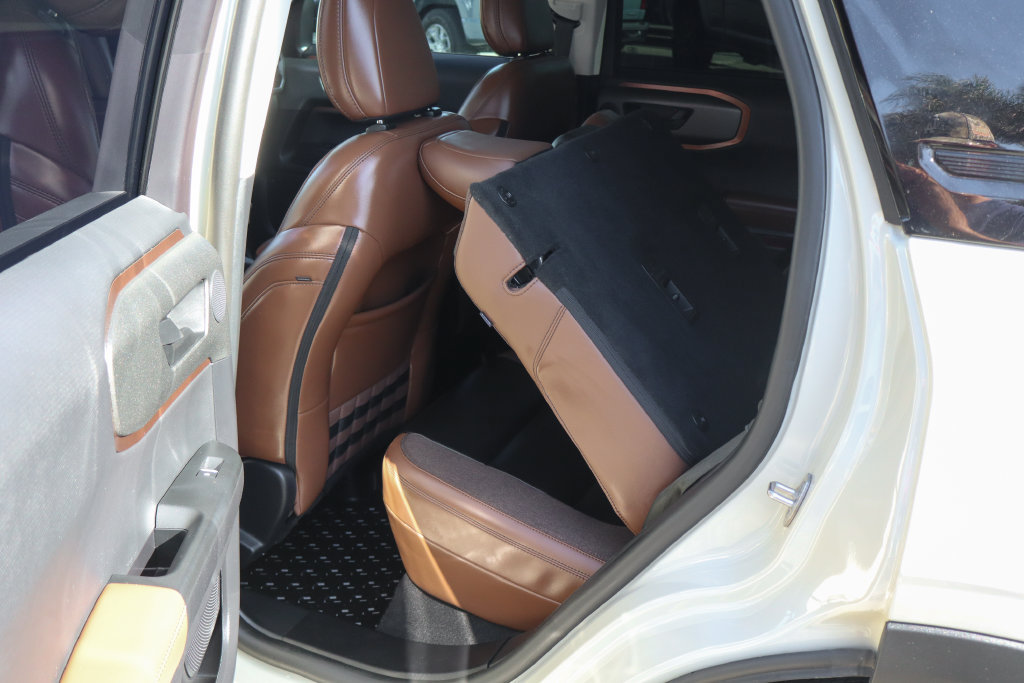 Used 2025 Ford Bronco Sport Outer Banks w/ Outer Banks Tech Package+ AWD/4WD image 40