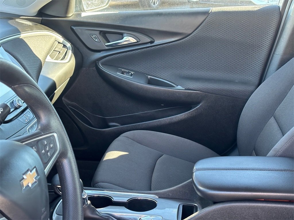 Used 2023 Chevrolet Malibu LT image 11