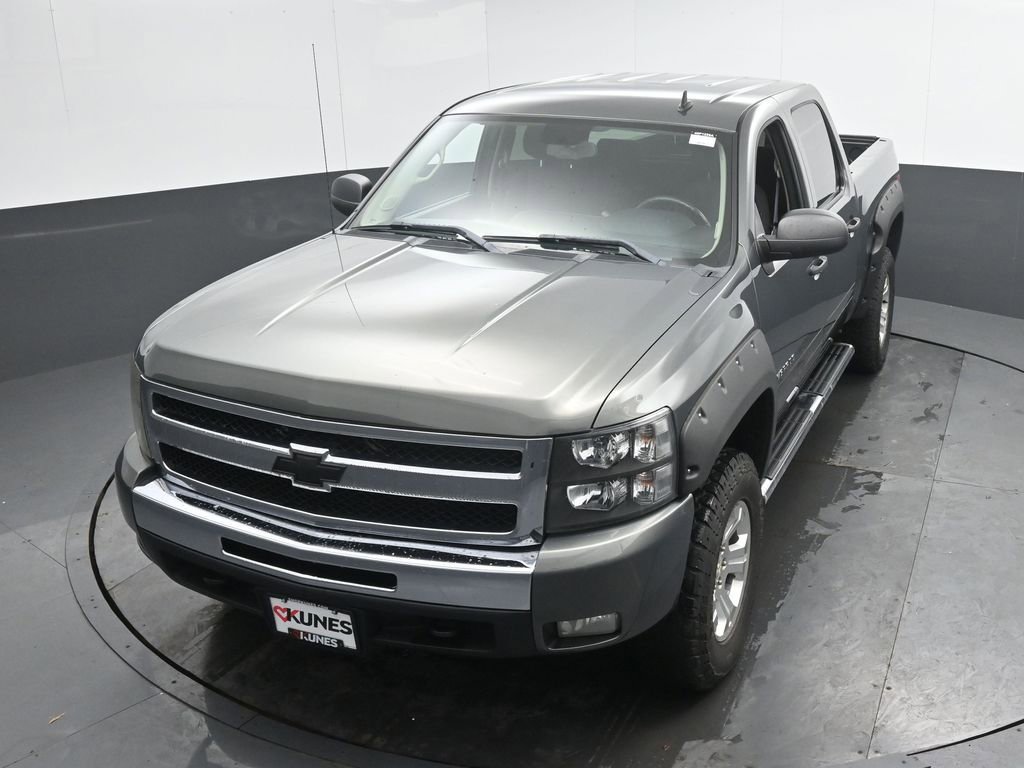 Used 2011 Chevrolet Silverado 1500 LT w/ All-Star Edition image 23