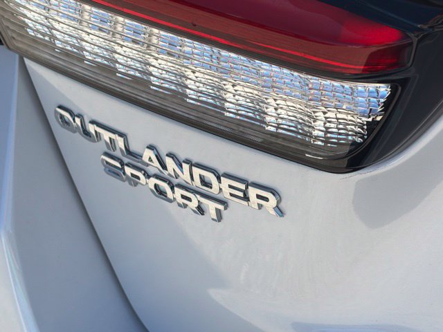 New 2027 Mitsubishi Outlander Sport SE FWD image 14