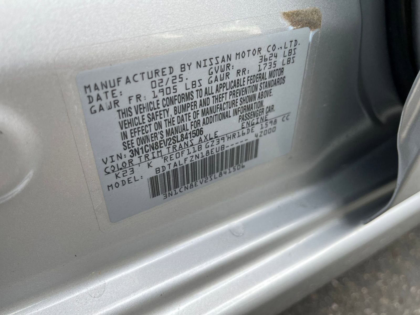 Used 2025 Nissan Versa SV image 27