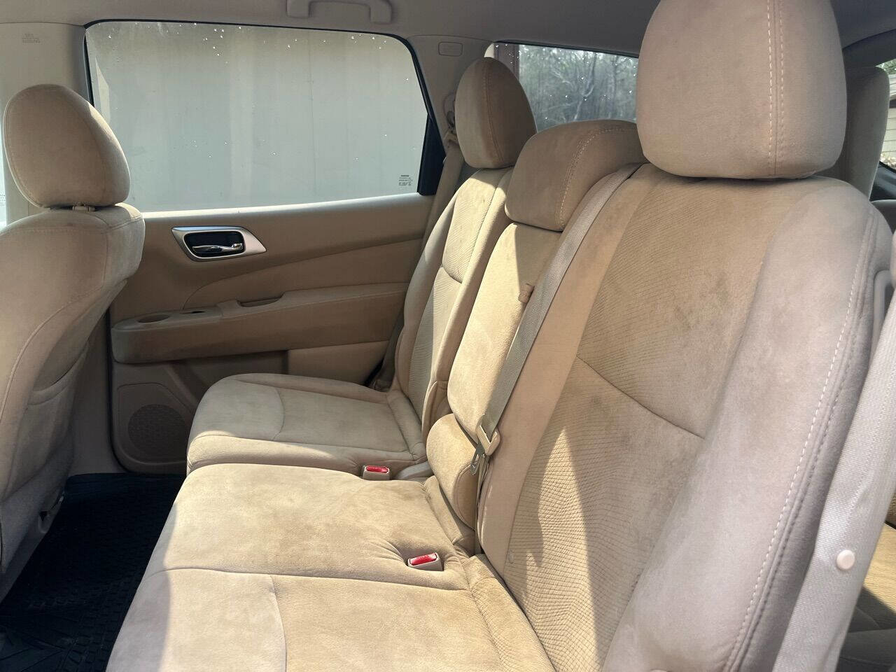 Used 2015 Nissan Pathfinder SV w/ Cargo Package image 20