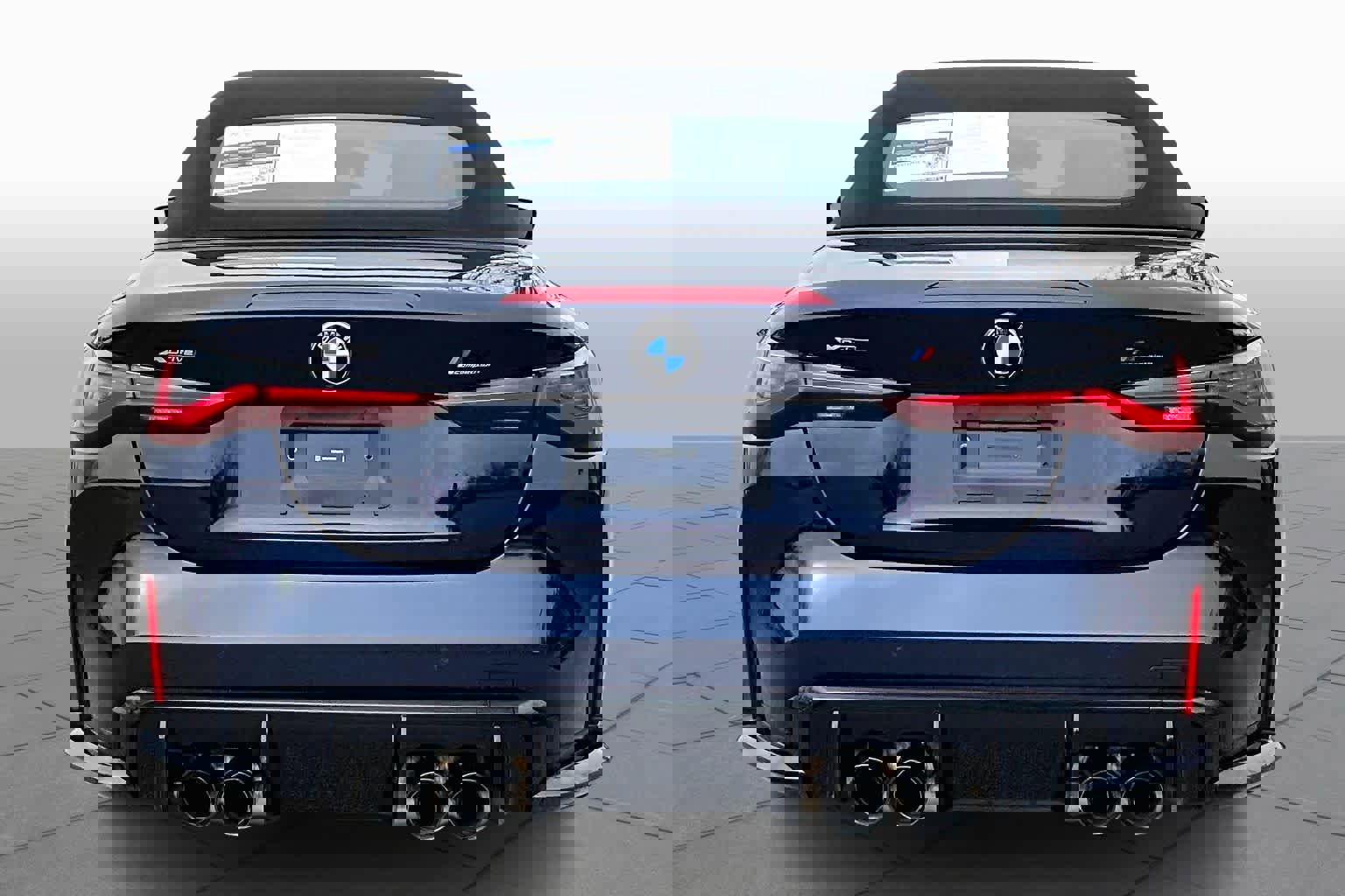 Used 2024 BMW M4 xDrive Competition w/ Executive Package image 4