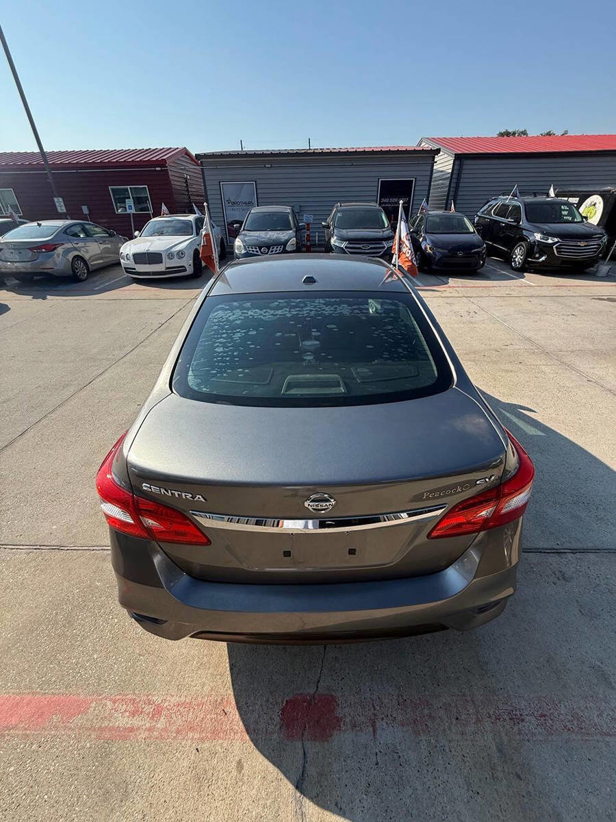 Used 2016 Nissan Sentra SV image 15