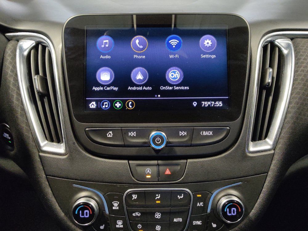 Used 2020 Chevrolet Malibu LT FWD image 25