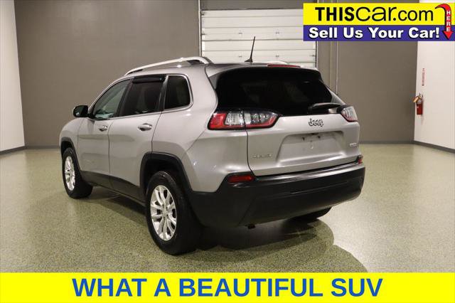 Used 2019 Jeep Cherokee Latitude w/ Cold Weather Group AWD/4WD image 6