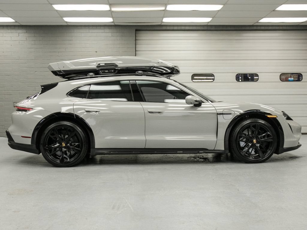 Used 2022 Porsche Taycan Turbo S AWD/4WD image 3