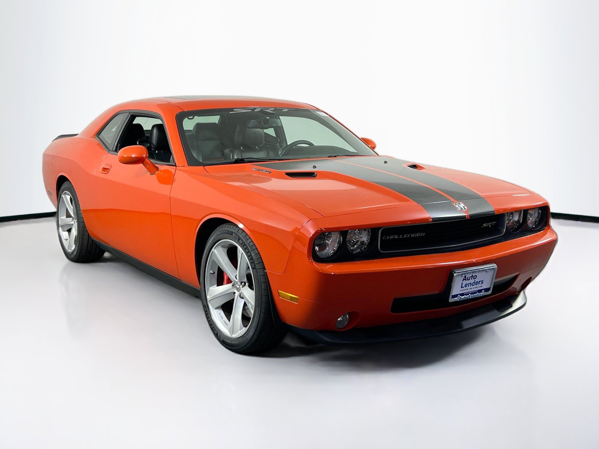 Used 2009 Dodge Challenger SRT8 RWD image 3