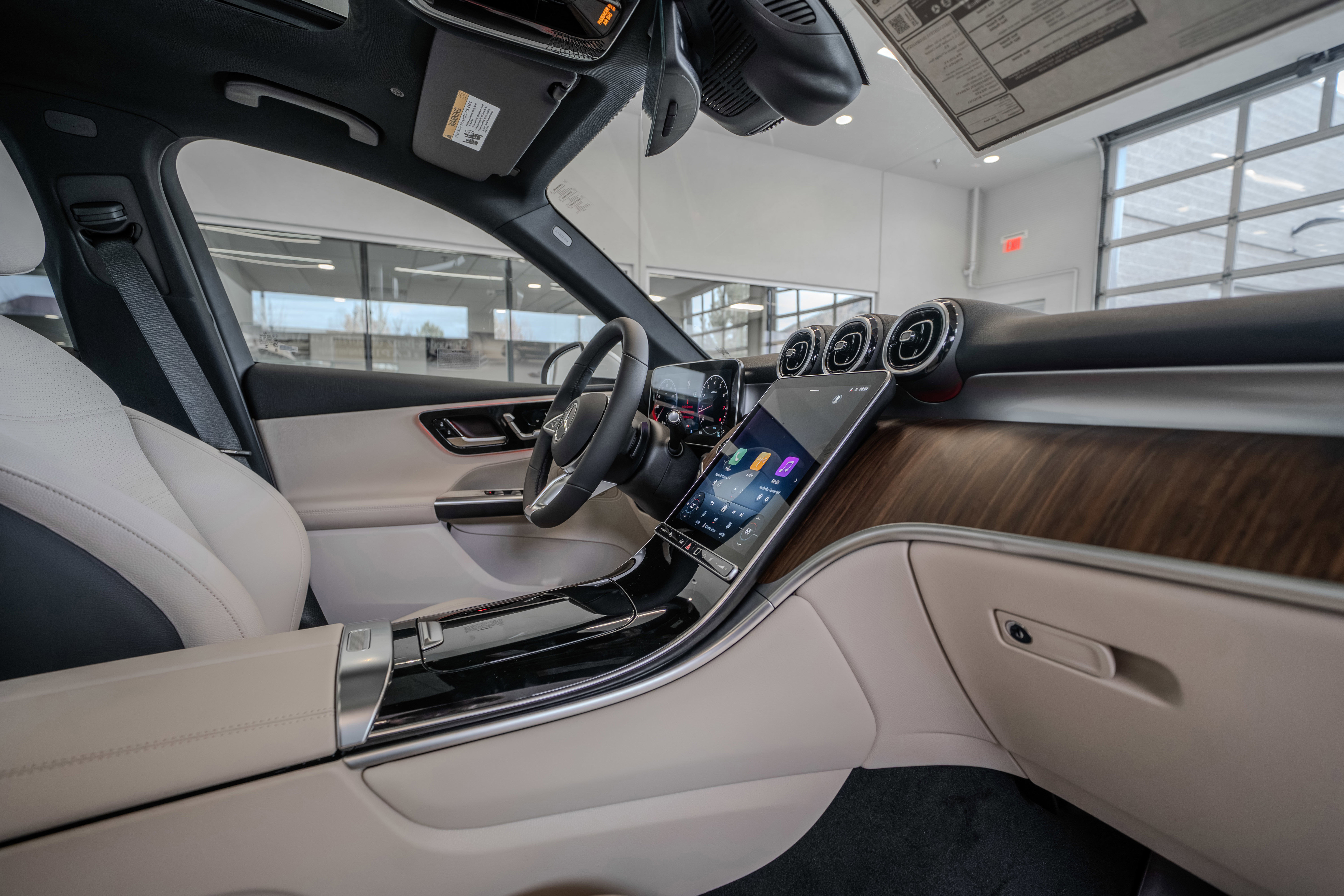 New 2026 Mercedes-Benz GLC 300 4MATIC image 17