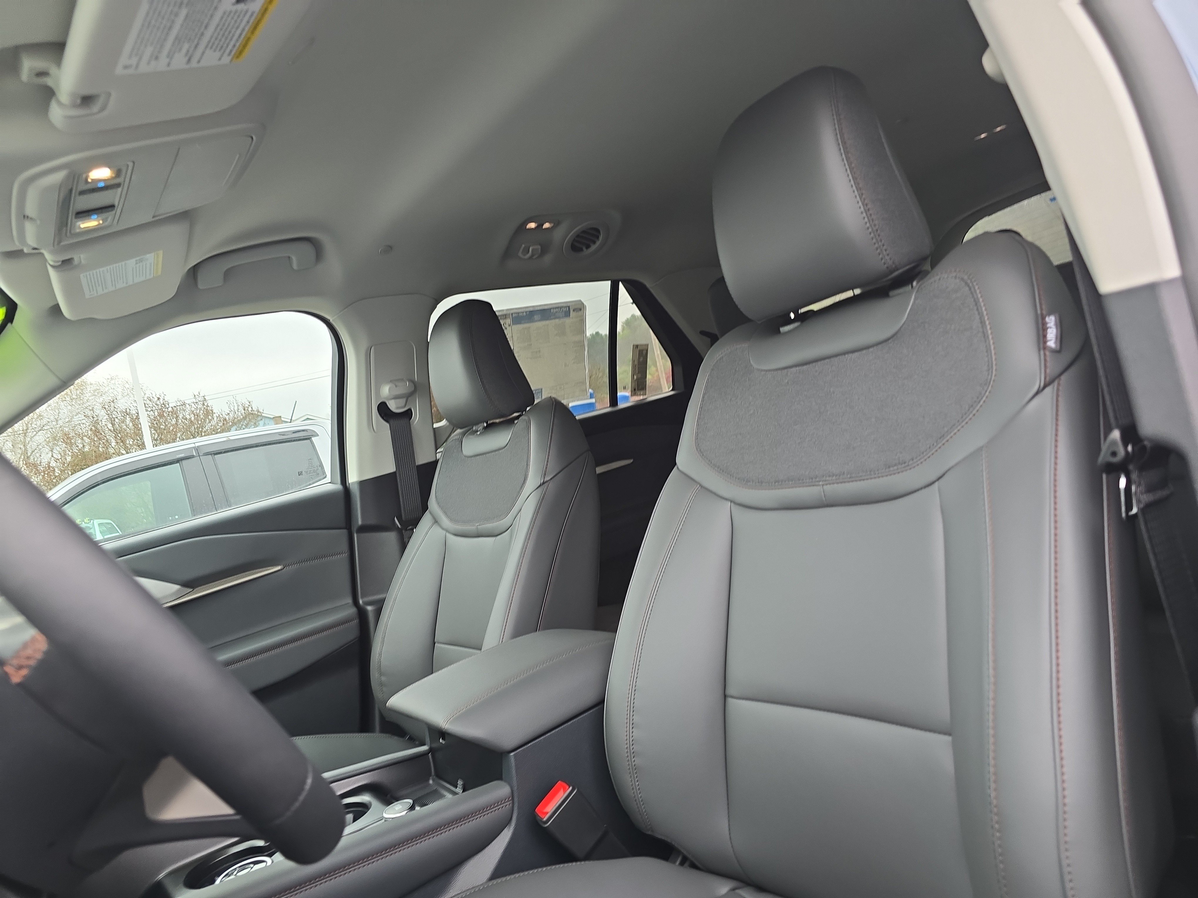 New 2026 Ford Explorer Active w/ Active Comfort Package AWD/4WD image 11