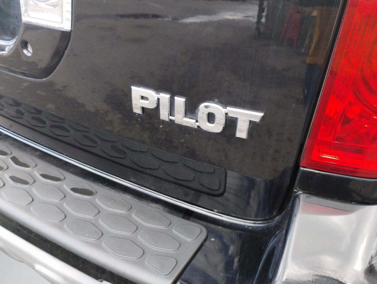 Used 2004 Honda Pilot EX image 20