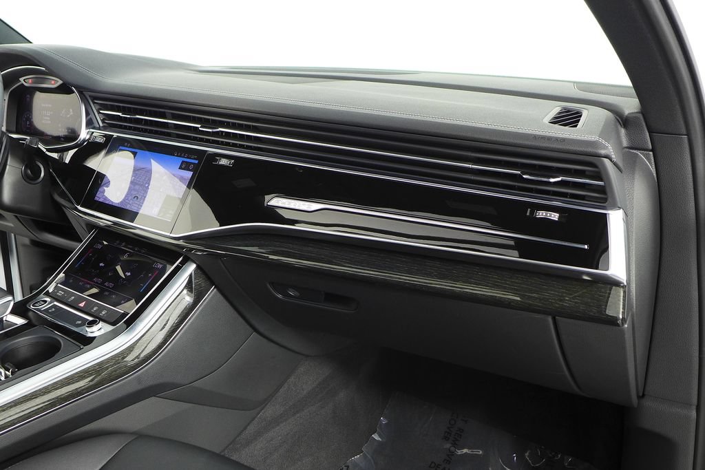 Used 2023 Audi Q7 3.0T Premium w/ Convenience Package AWD/4WD image 14