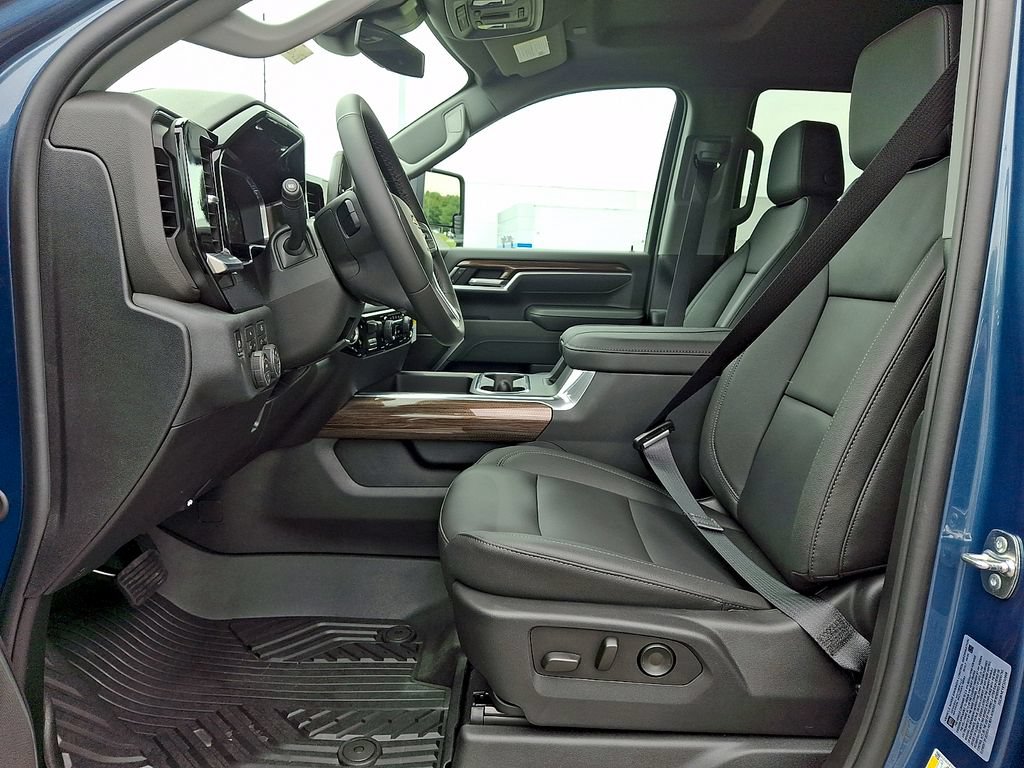 New 2026 Chevrolet Silverado 2500 LT AWD/4WD image 9