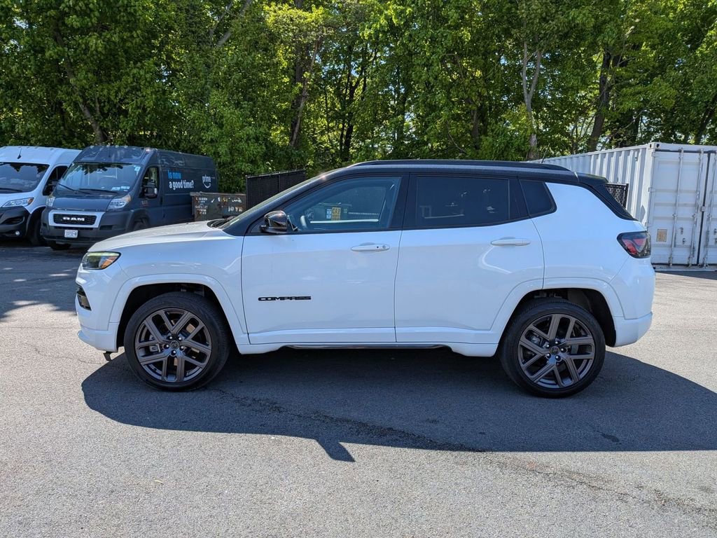 Used 2025 Jeep Compass Limited w/ High Altitude Package AWD/4WD image 8