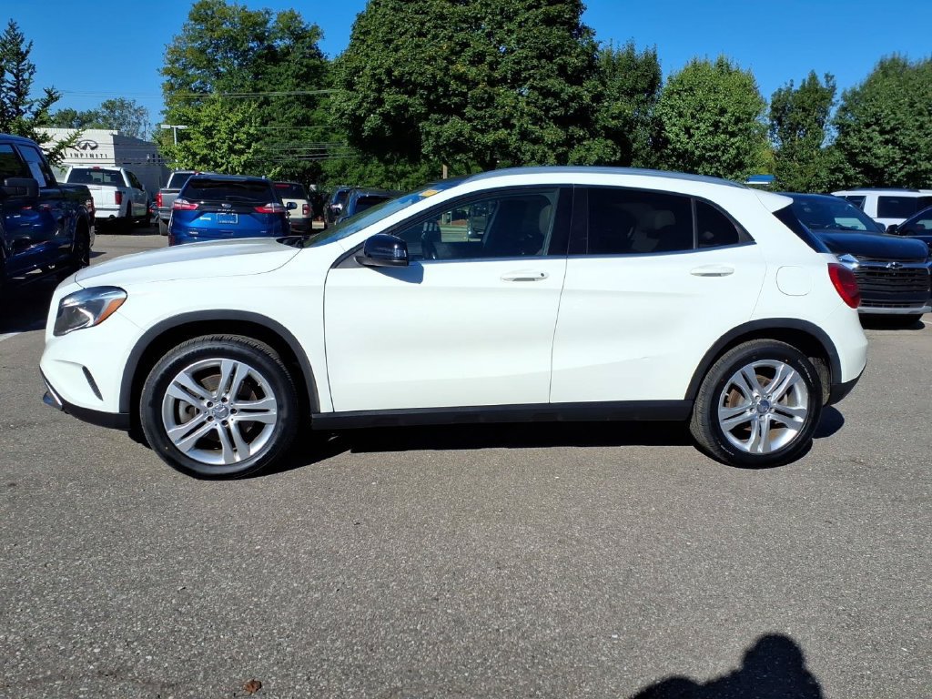 Used 2015 Mercedes-Benz GLA 250 4MATIC image 2